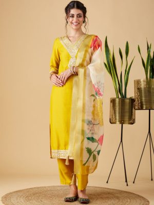 Floral Design Thread Work Straight Kurta with Trousers & Dupatta