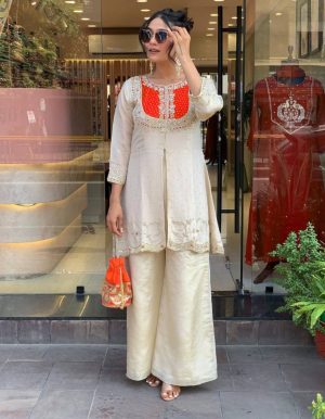 The Perfect Match–Trendy & Comfortable Co-Ords With Trousers